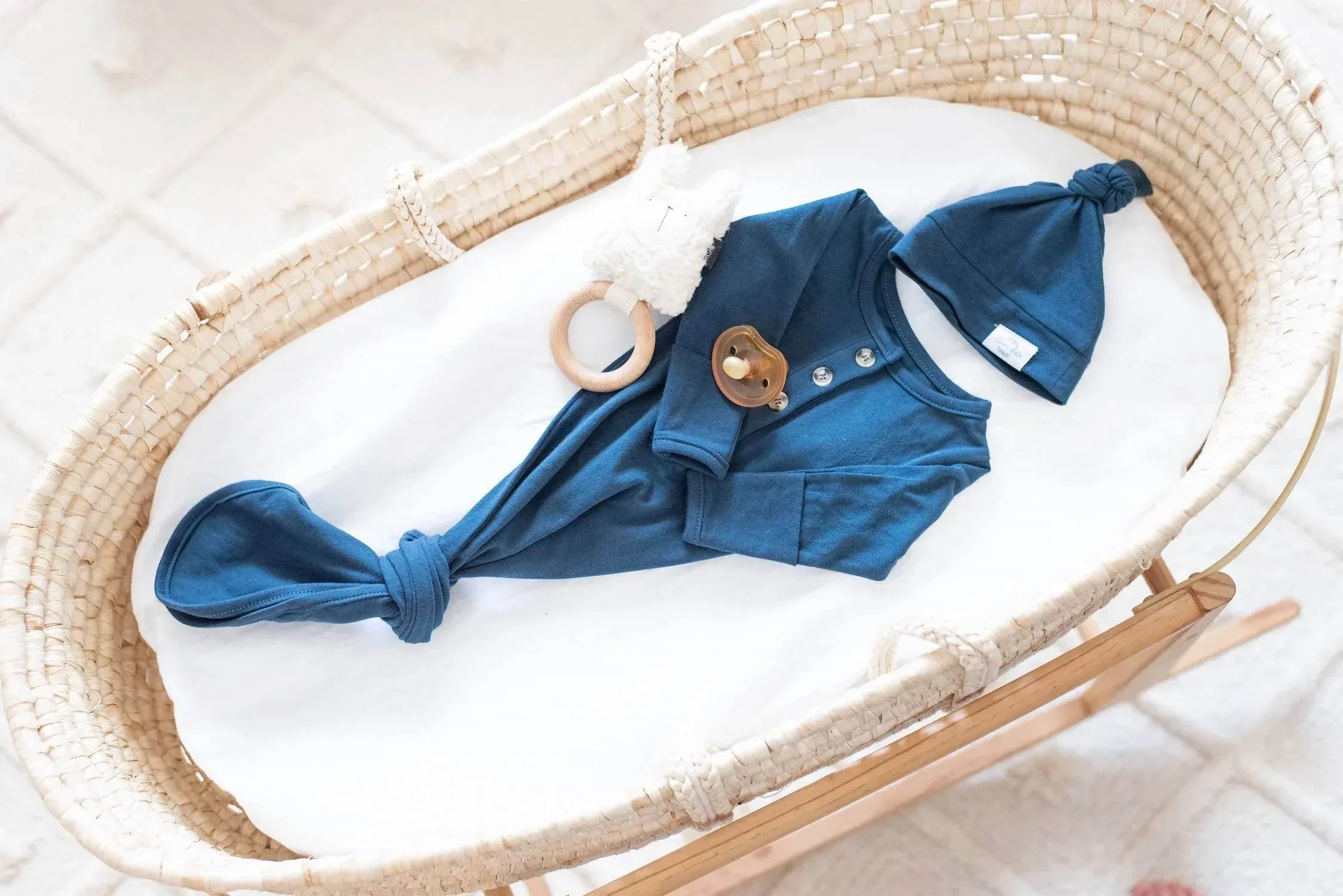 Baby Organic Knotted Gown + Top Knot Hat